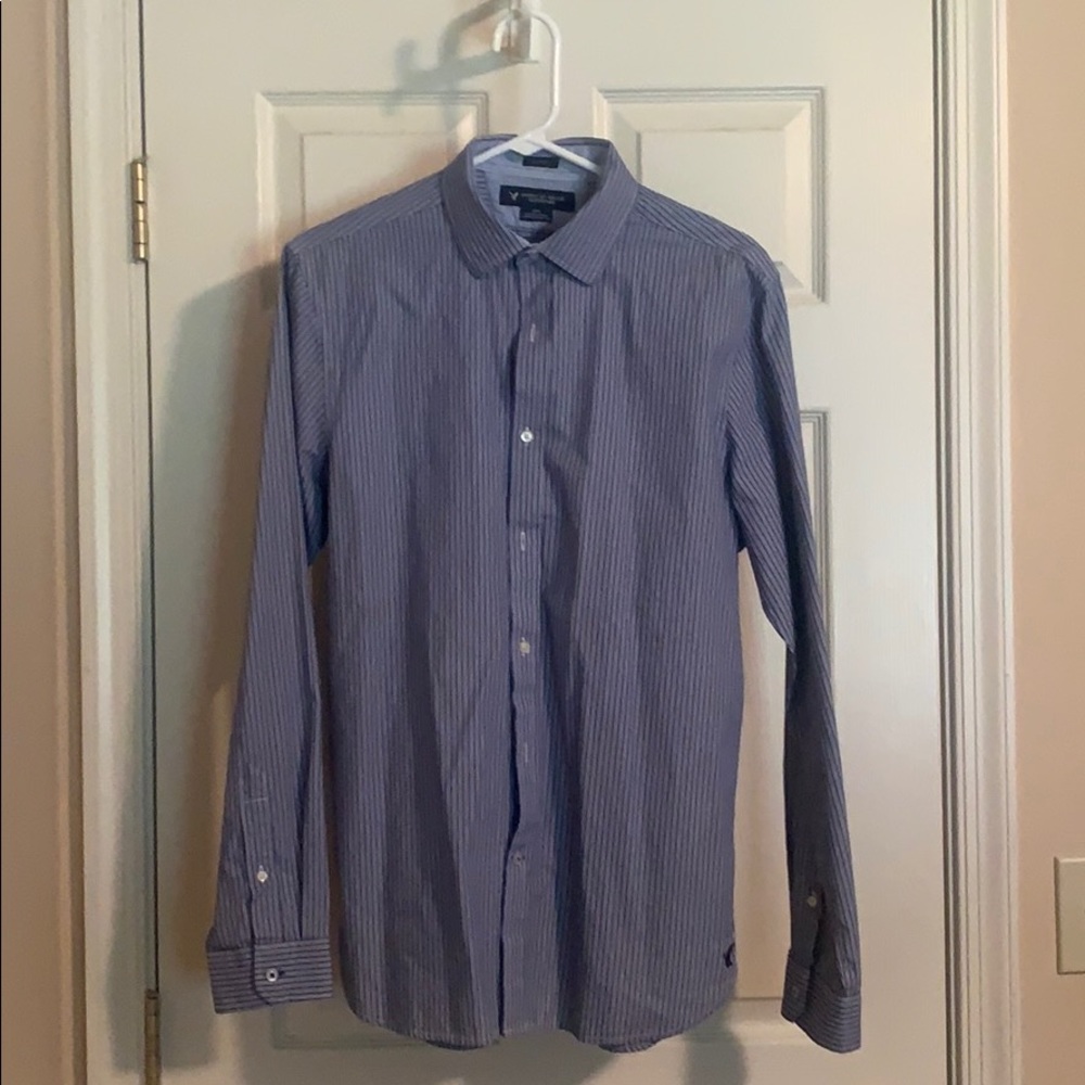 American Eagle Striped Slim Fit Button Down Medium